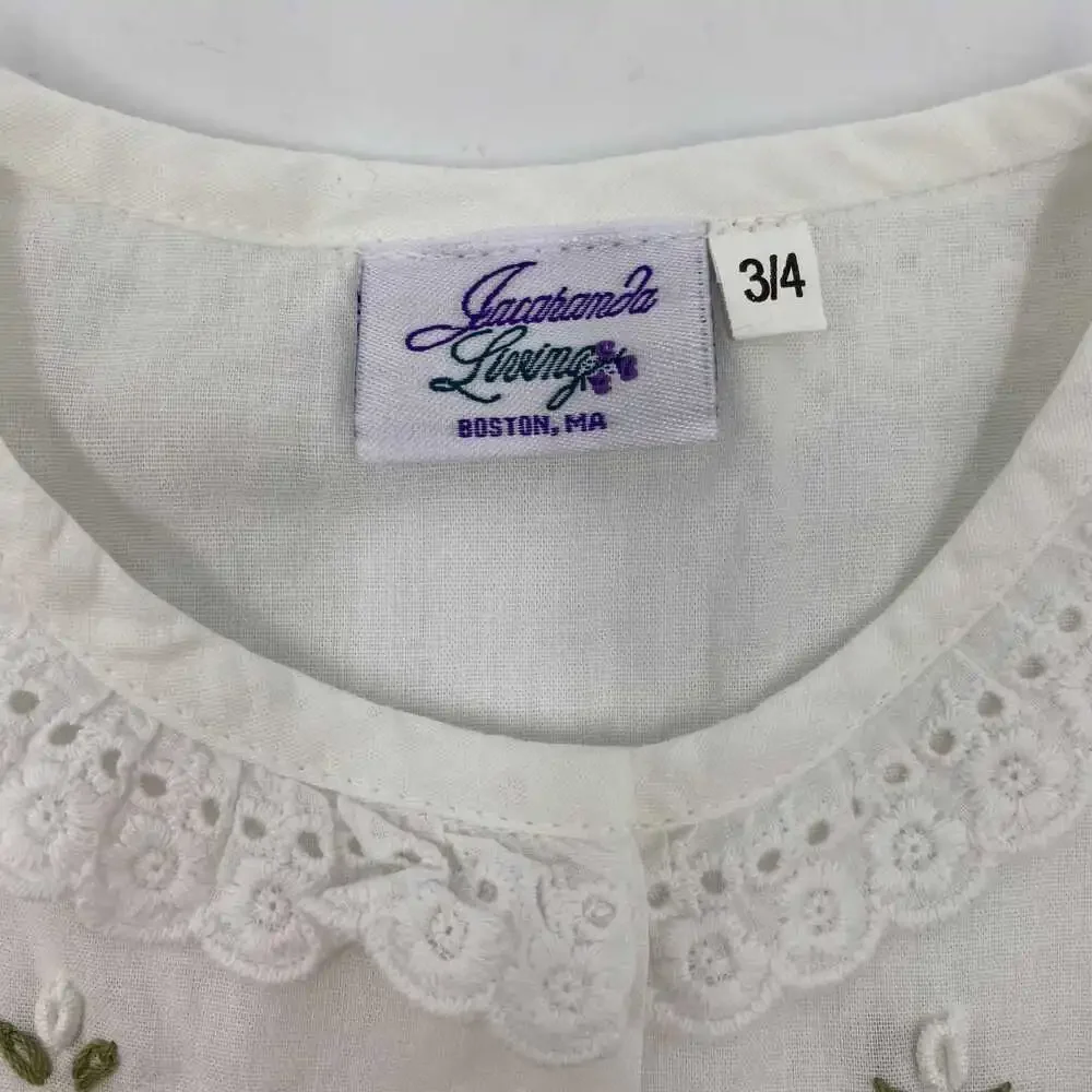 Jacaranda Living White Cotton Embroidered Rosette and Lace 2-Piece Set | 3-4